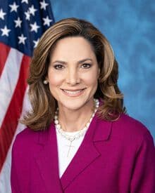 Official portrait of Maria Elvira Salazar
